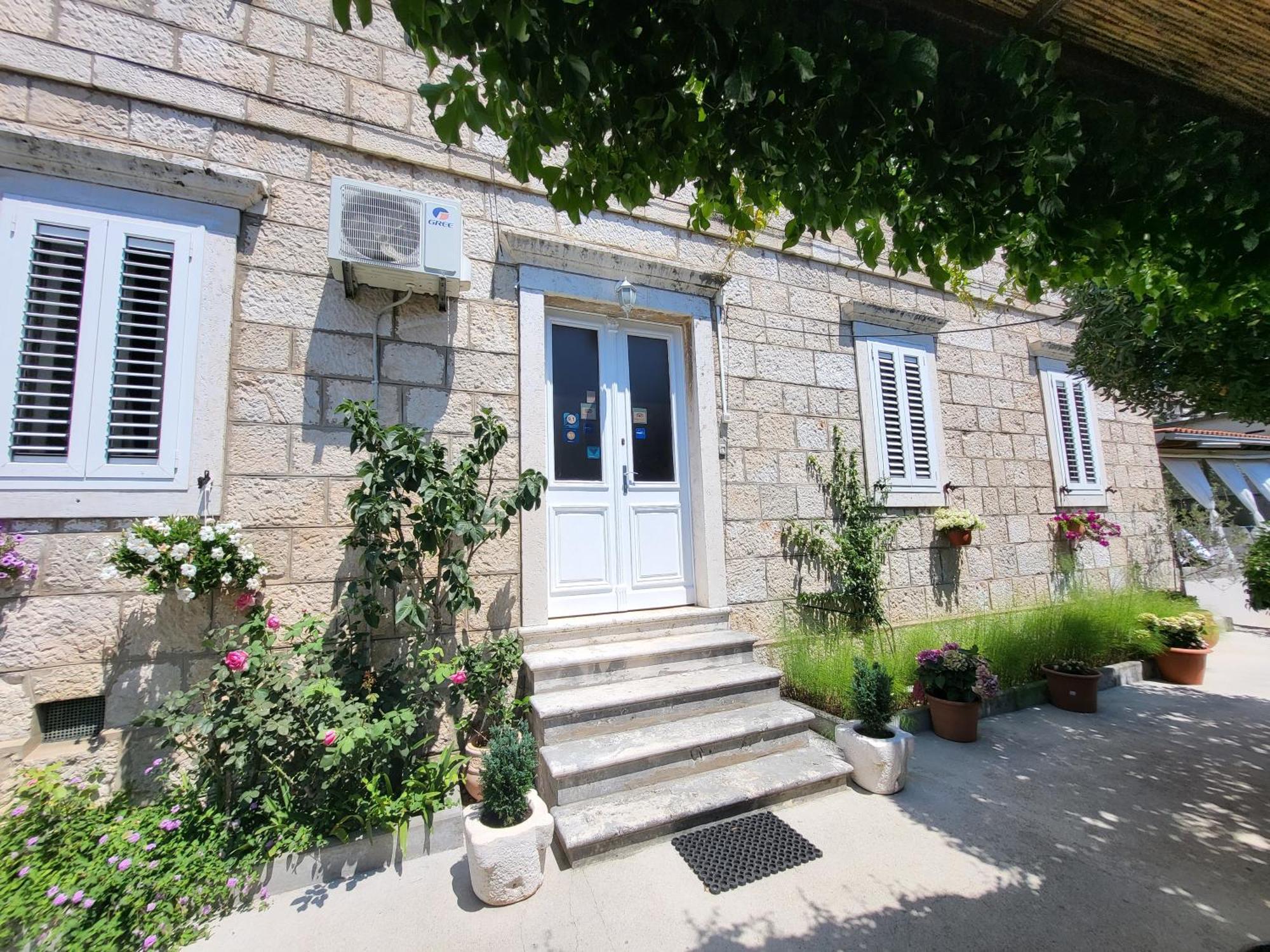 Apartments Miljas Dubrovnik Ngoại thất bức ảnh
